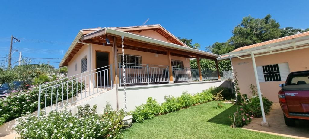Chácara com 1000mts no Jardim Estancia Brasil