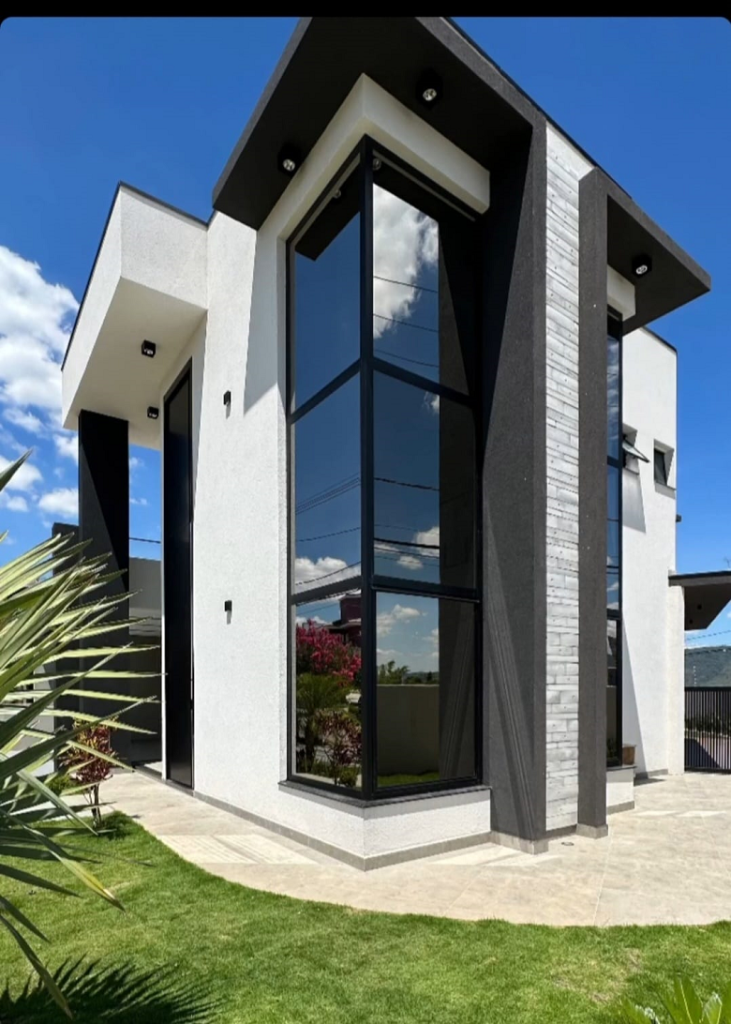 Casa em Condomínio Altos da Floresta