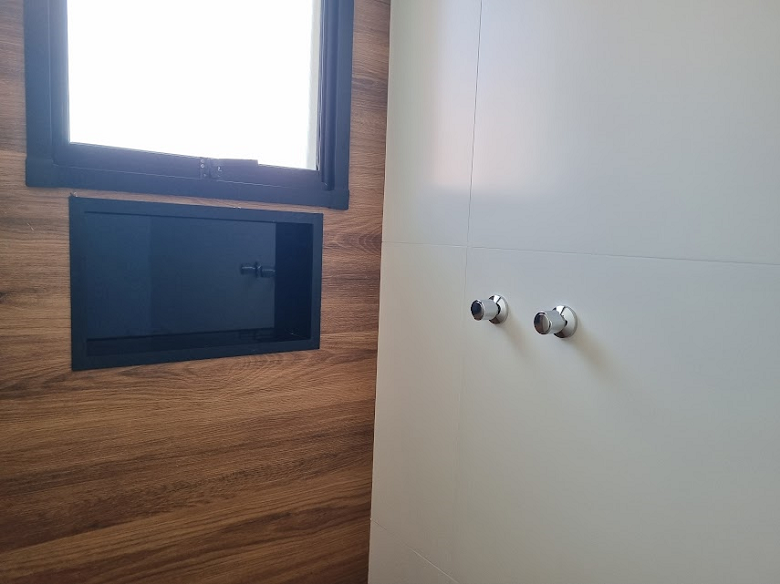 Casa sobrado com 3 dormitórios no Bairro Jardim do Lago