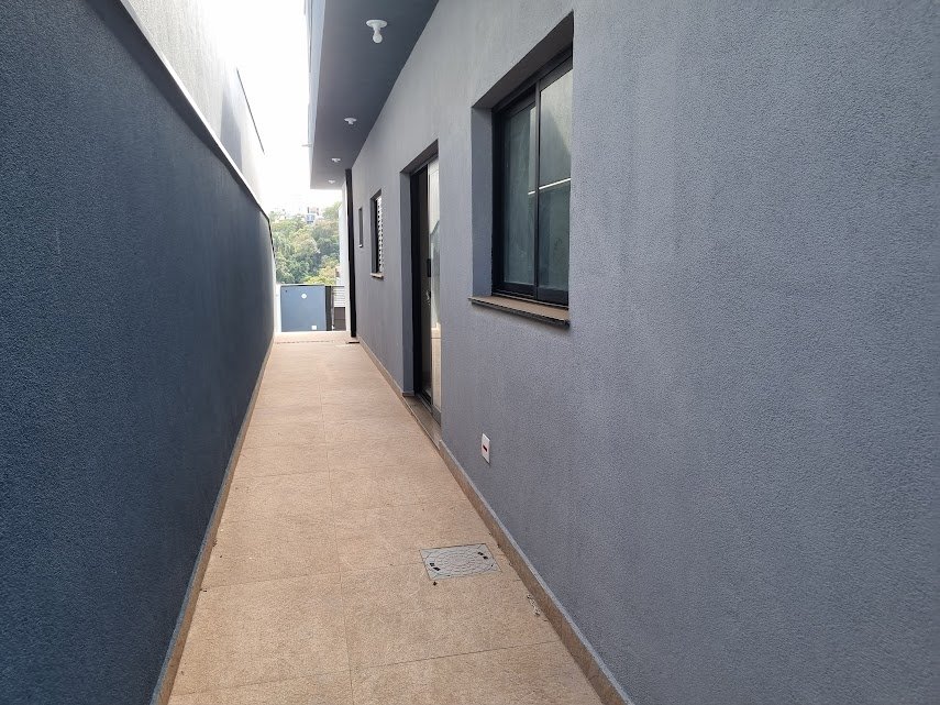 Casa á venda no Bella Atibaia Jardim Cerejeiras