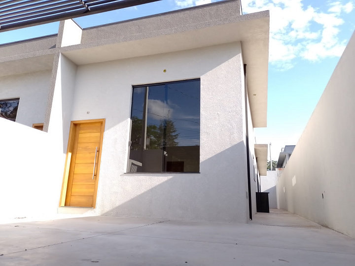 Casa á venda no Bairro Jardim dos Pinheiros