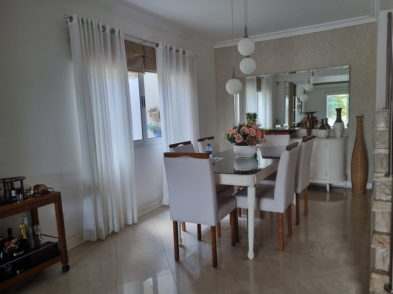Casa com 3 dormitórios no Bairro Jardim do Lago