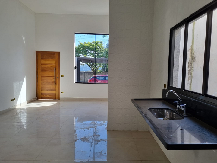 Casa á venda no Bairro Jardim dos Pinheiros
