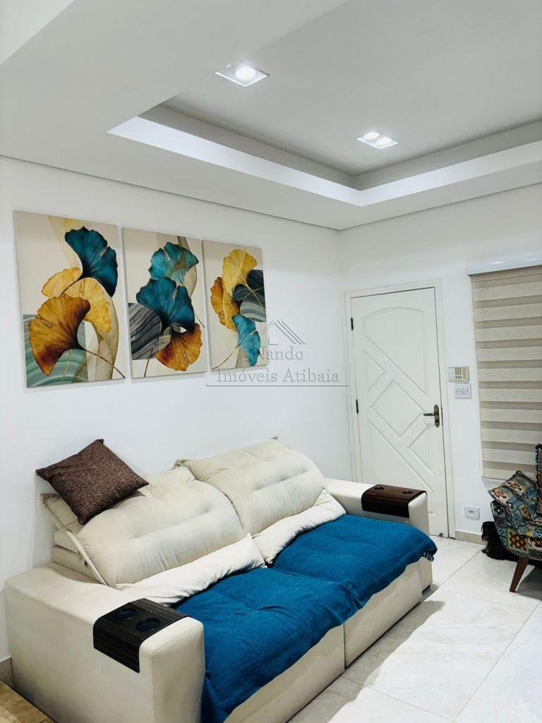Casa térrea á venda no B° Jardim Cerejeiras