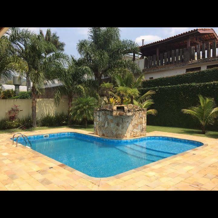 Casa á venda Condomínio Flamboyant com 490 mts área construída