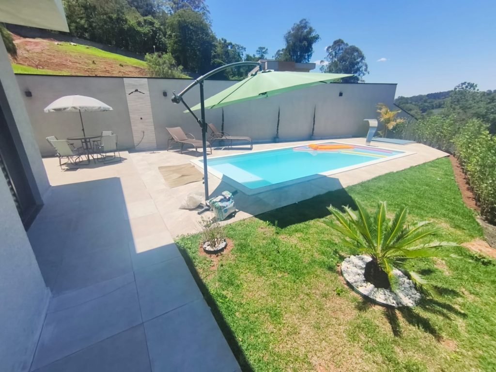 Casa térrea de Alto padrão em Condomínio Quintas  da Boa Vista