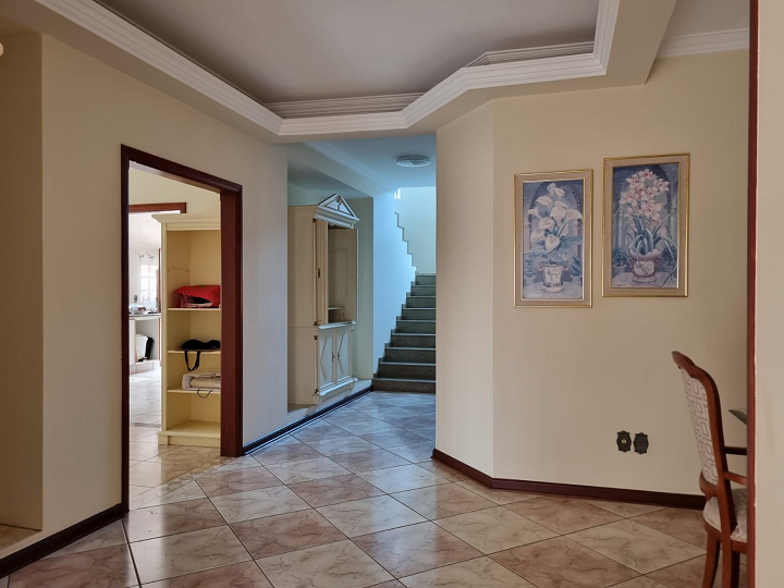 Casa alto padrão á venda em Atibaia SP no B° Jardim Sumaré  – Atibaia