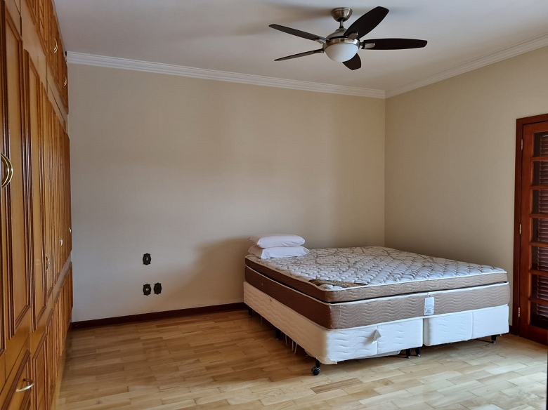Casa alto padrão á venda em Atibaia SP no B° Jardim Sumaré  – Atibaia