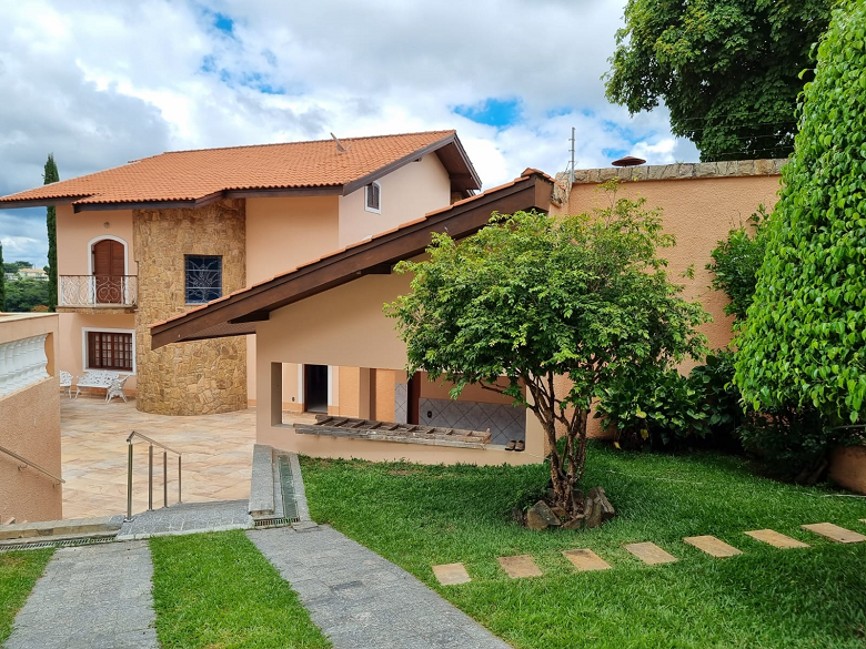 Casa alto padrão á venda em Atibaia SP no B° Jardim Sumaré  – Atibaia