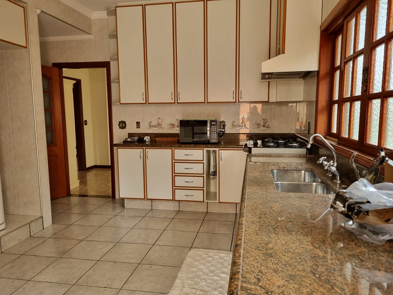 Casa alto padrão á venda em Atibaia SP no B° Jardim Sumaré  – Atibaia