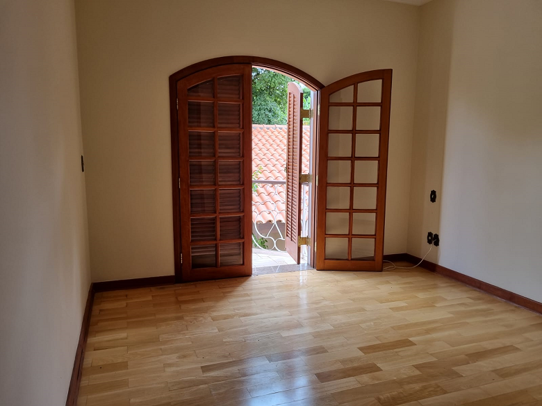 Casa alto padrão á venda em Atibaia SP no B° Jardim Sumaré  – Atibaia