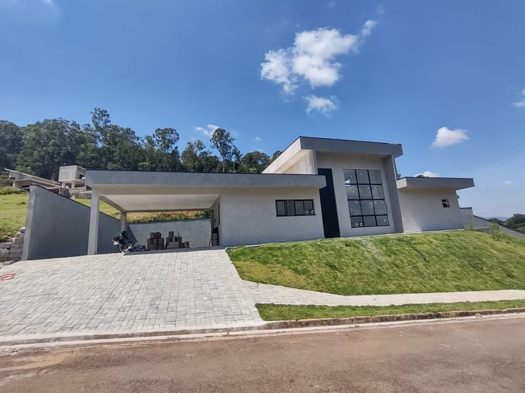 Casa térrea de Alto padrão em Condomínio Quintas  da Boa Vista