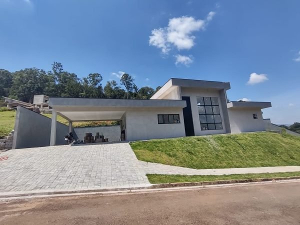 Casa térrea de Alto padrão em Condomínio Quintas  da Boa Vista